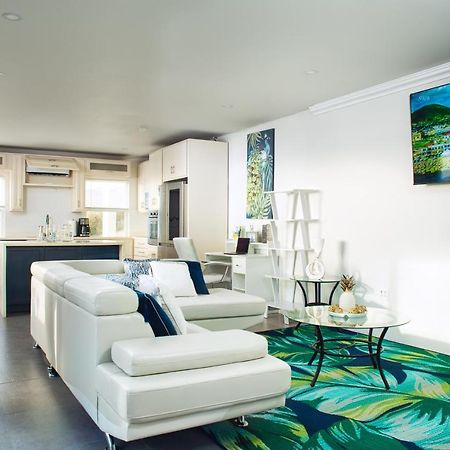 La Vue De Basseterre Apartments - Luxury In Bird Rock Exteriör bild