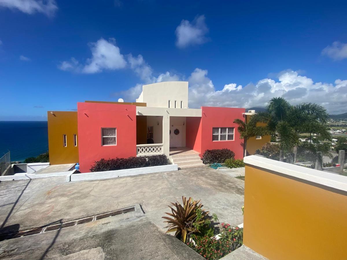 La Vue De Basseterre Apartments - Luxury In Bird Rock Exteriör bild
